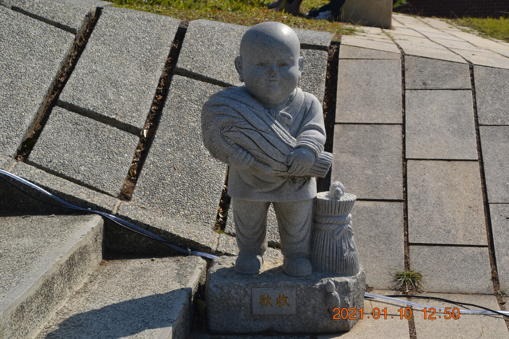 DSC_0222.JPG DSC_0222.JPG