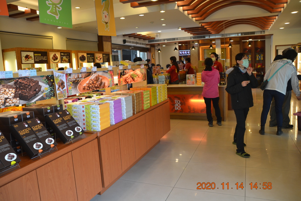 DSC_0229.JPG DSC_0229.JPG