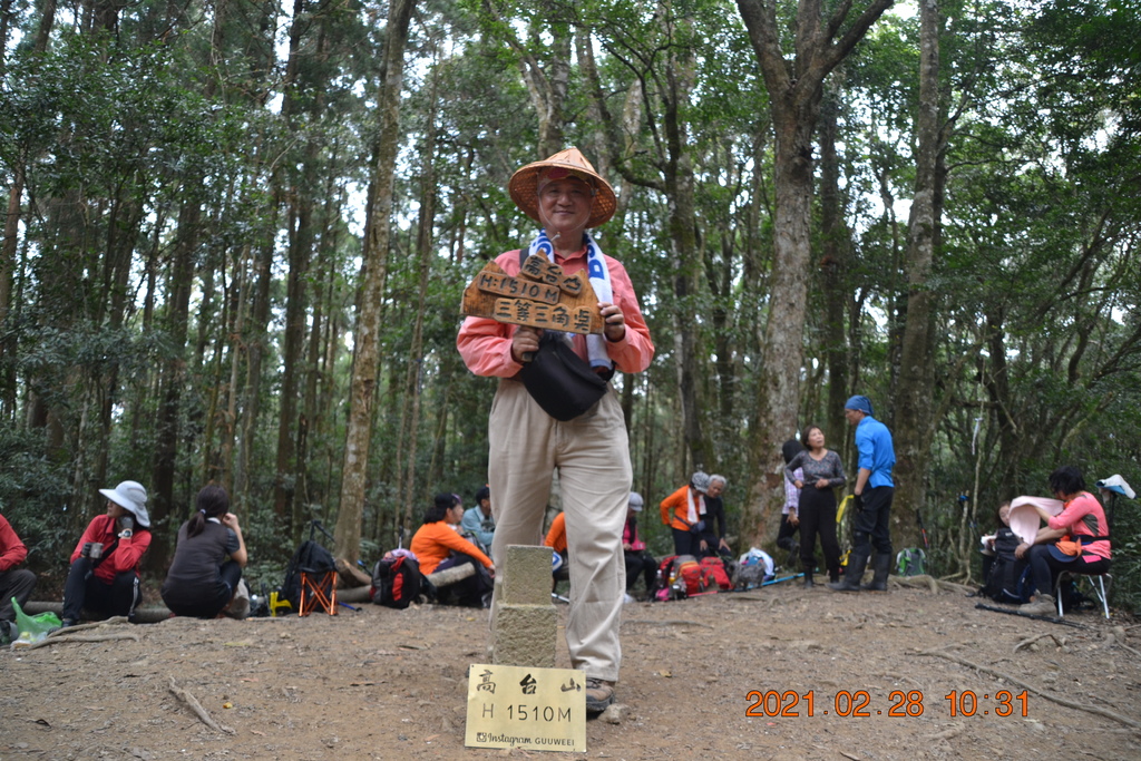 DSC_0053.JPG DSC_0053.JPG