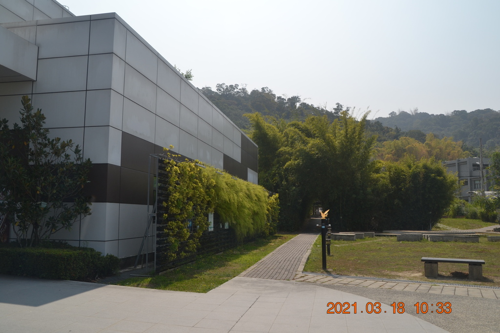 DSC_0021.JPG DSC_0021.JPG