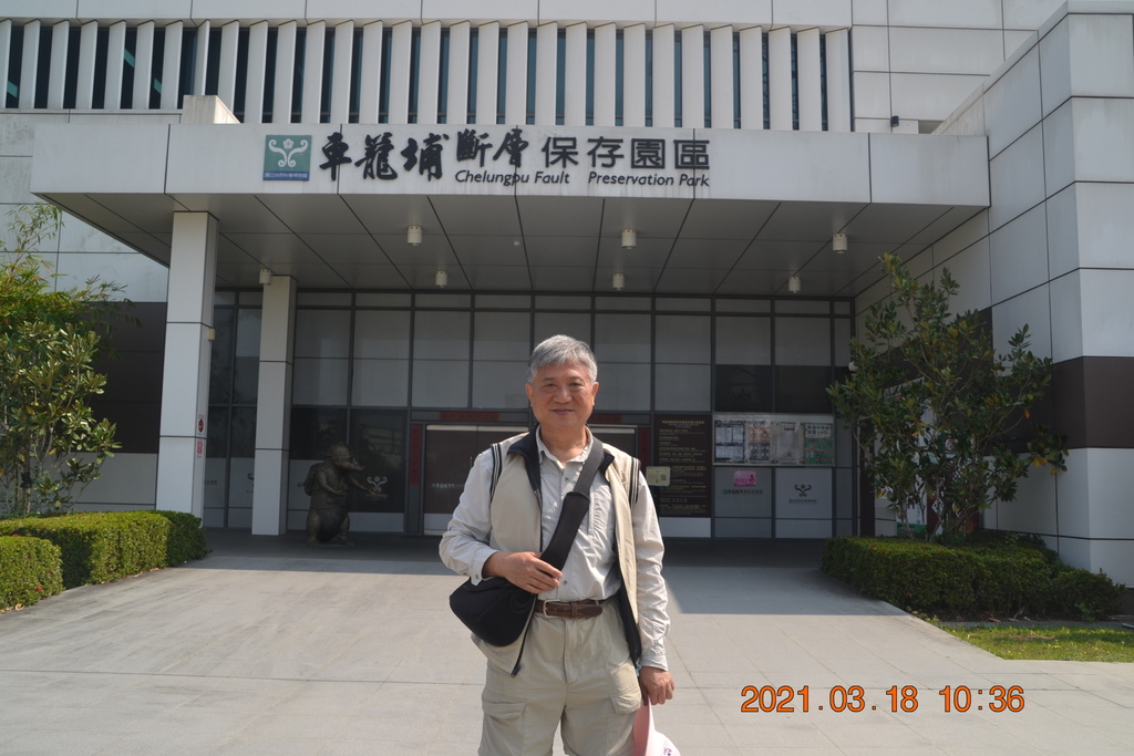 DSC_0025.JPG DSC_0025.JPG