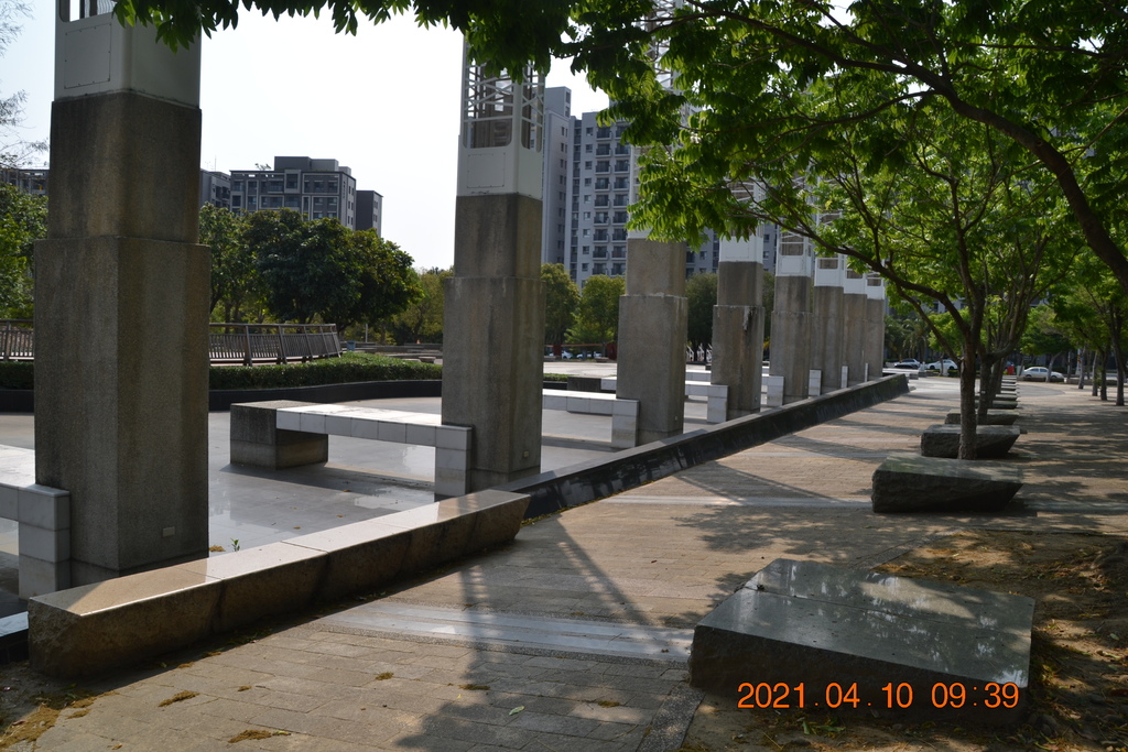 DSC_0212.JPG DSC_0212.JPG