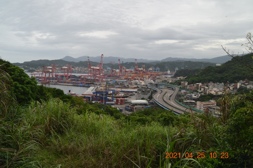 DSC_0115.JPG DSC_0115.JPG