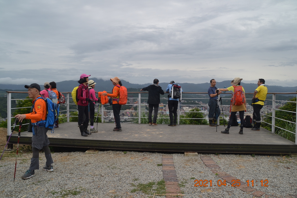 DSC_0145.JPG DSC_0145.JPG
