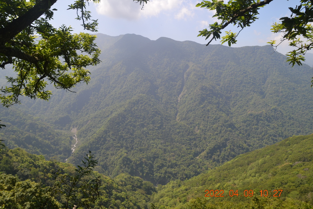 苗栗泰安鄉虎山