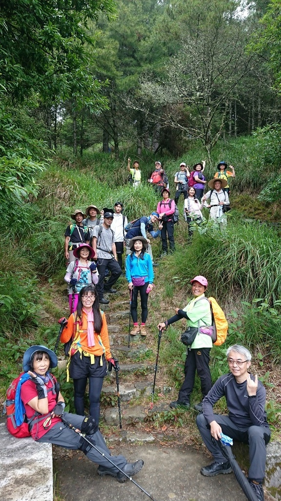 台中捎來小雪山步道、船型山、天池及雪山神木