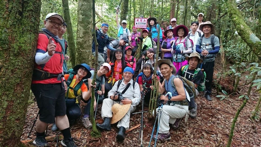 台中捎來小雪山步道、船型山、天池及雪山神木