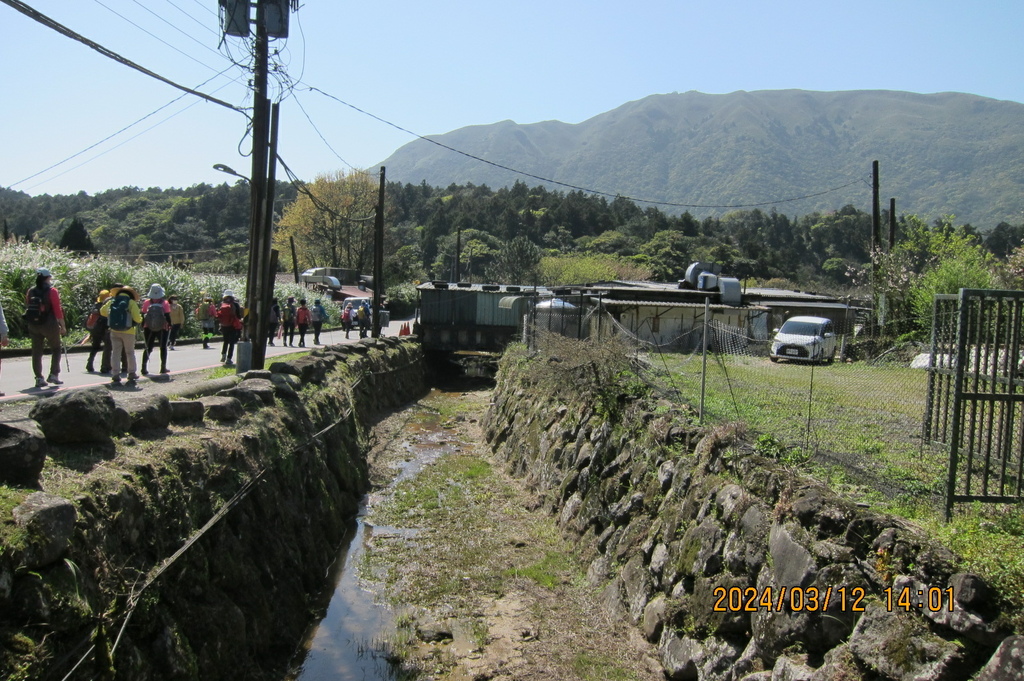 台北陽明山頂湖環狀、清峰步道-軟腳蝦健行隊陽明山一日遊(七)