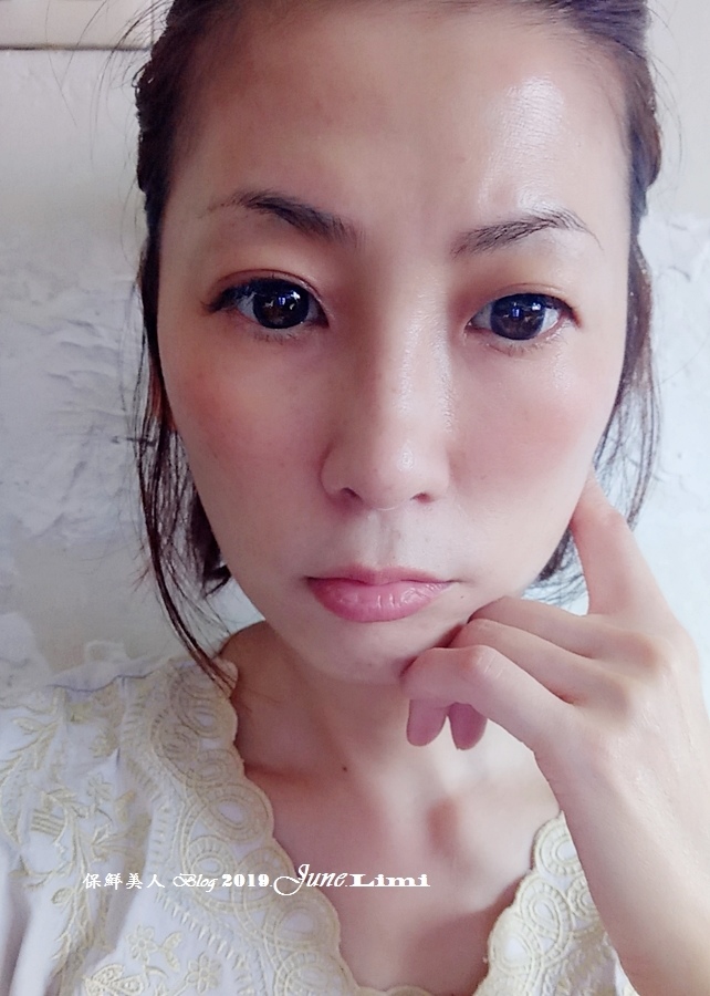 【試用體驗】夏天就是要白,今夏不容錯過的美白聖品_帕妃雯全效美白水凝霜.特效EGF精華液打造水感白雪肌