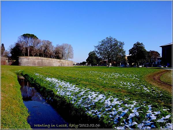 Lucca_0206-03.jpg