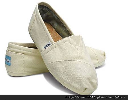 2015-04-12 19_04_15-Natural Canvas Women's Classics _ TOMS.jpg