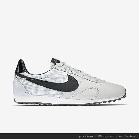 Nike-Pre-Montreal-Racer-Vintage-Womens-Shoe-555258_016_A_PREM