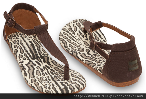 2015-05-17 17_02_51-Chocolate Canvas Ocelot Women's Play Sandals _ TOMS.png