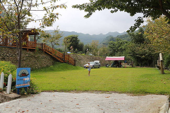 20150926苗栗泰安高腳屋草莓園--25.JPG