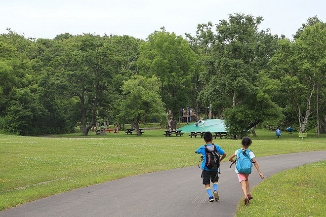 20160728稚内森林公園キャンプ場、稚內公園(エコ足湯、南極観測樺太犬記念碑、氷雪の門)、野寒布岬、漁師の店、北防波堤ドーム、稚内駅、副港市場買稚內鮮乳、道立宗谷公園、宗谷岬、日本最北端の郵便局、浜頓別湖畔キャンプ場-106.jpg