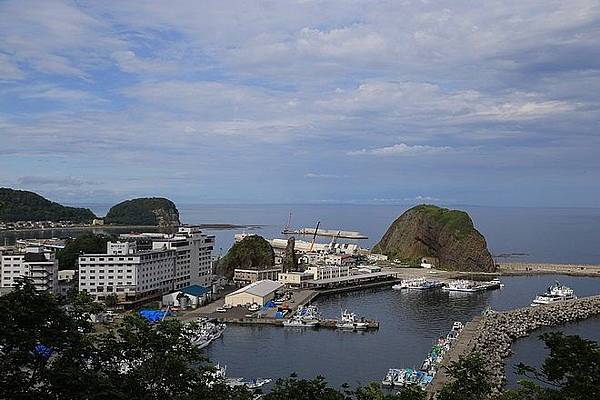 20160801知床五湖散策、知床自然中心、 道の駅うとろ・シリエトク、知床世界遺產中心、三段の滝、オシンコシンの滝、波飛沫、国設知床野営場-005.jpg