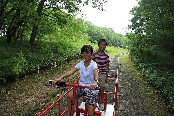 20160803尾岱沼ふれあいキャンプ場、標津羊羹本舗、標津サーモン科学館、道立ゆめの森公園、回転寿司花まる中標津店、Coin Laundry、A-COOP中標津店買養老牛放牧牛乳-123.jpg