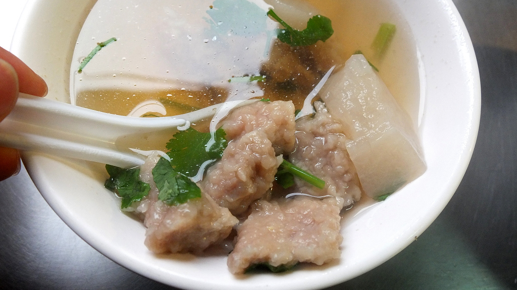 20130126祖傳老店油粿肉羹湯 (14)