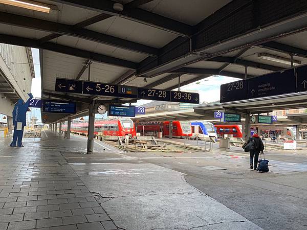 IMG_2557.JPG IMG_2557.JPG