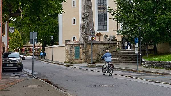 DSC07566_拉近.jpg DSC07566_拉近.jpg