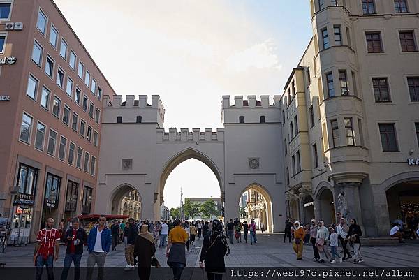 DSC07878.jpg DSC07878.jpg