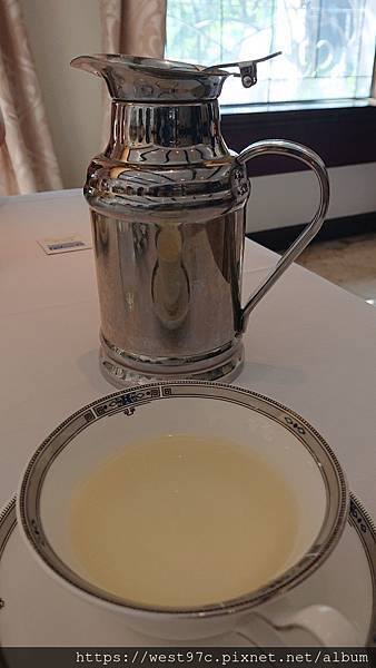 824594.jpg 824594.jpg