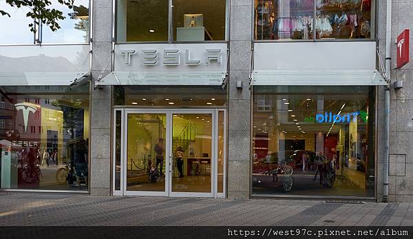 DSC08373.jpg DSC08373.jpg