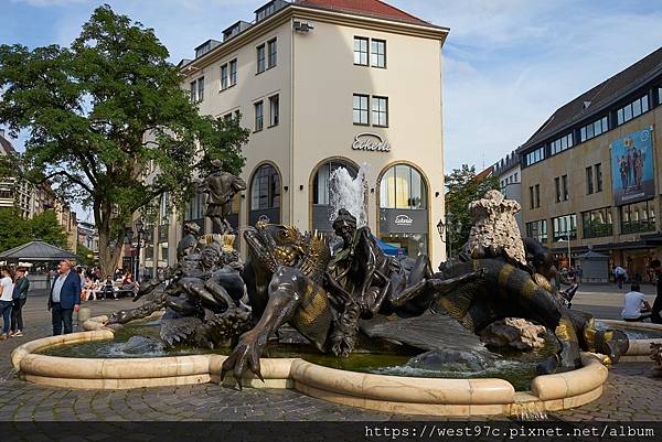 DSC08333.jpg DSC08333.jpg