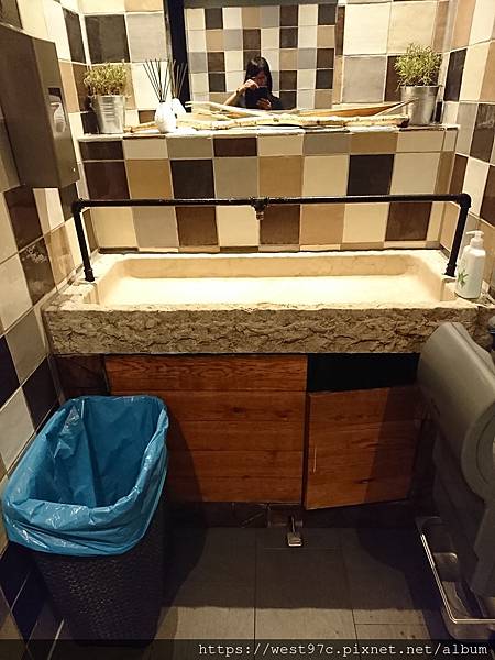 DSC_5676.JPG DSC_5676.JPG