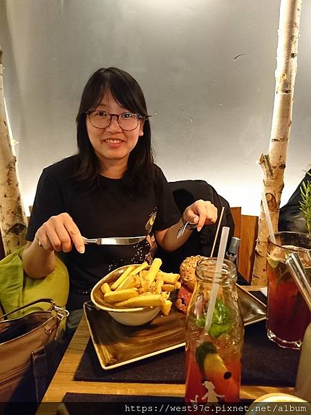 DSC_5682.JPG DSC_5682.JPG