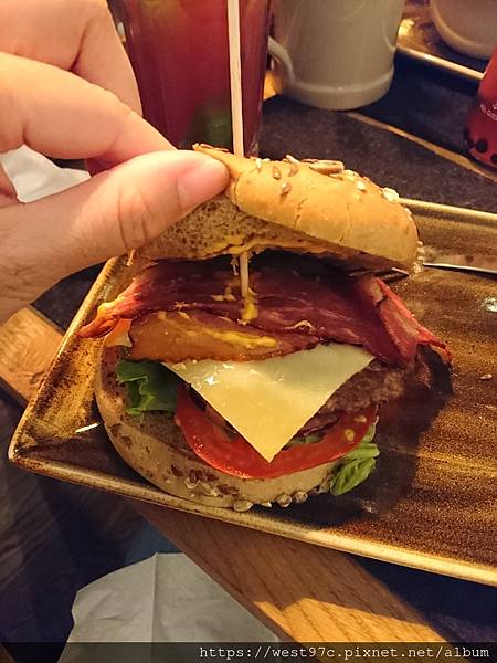 DSC_5684.JPG DSC_5684.JPG