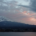 我們房間看得到富士山ㄟ