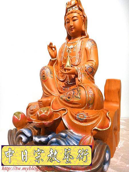 L3906.極緻神桌佛像雕刻 自在觀世音菩薩神像雕刻 極彩描金製做.JPG