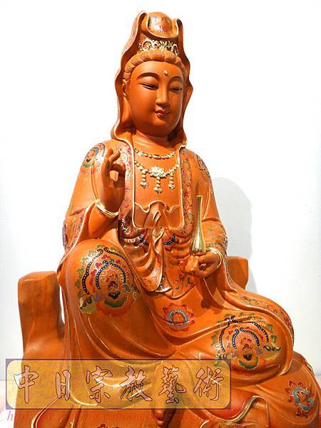 L3920.極緻神桌佛像雕刻 自在觀世音菩薩神像雕刻 極彩描金製做.JPG