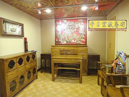 N22401.五尺一柚木櫃型神桌佛桌 實木龍壁神聯 壁龍佛掛雕刻 金箔製做.JPG N22401.五尺一柚木櫃型神桌佛桌 實木龍壁神聯 壁龍佛掛雕刻 金箔製做.JPG