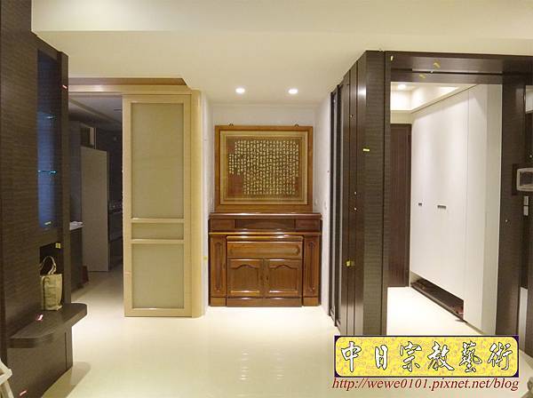 N29207.現代佛堂 4尺2櫃型神桌 箱櫃式佛桌 心經木雕金箔佛聯.JPG