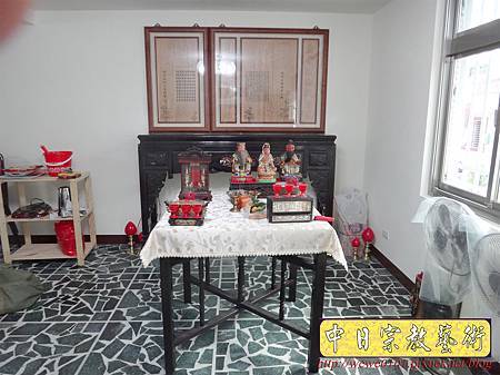 N29801.古式神桌後貼設計 實木佛心祖德木雕佛桌聯.JPG N29801.古式神桌後貼設計 實木佛心祖德木雕佛桌聯.JPG