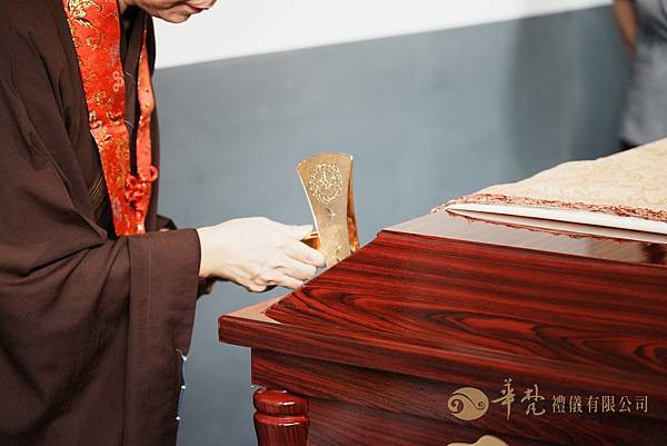 封釘 - 習俗系列 | 台中殯葬評鑑優等