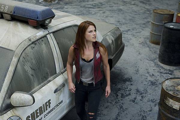 2010_resident_evil_afterlife_019.jpg