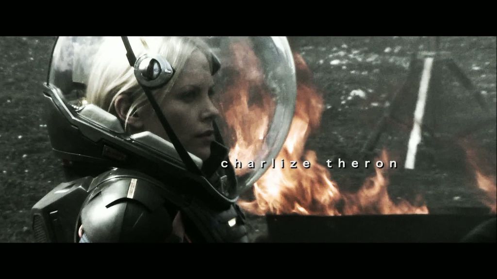 prometheus-featurette-chalize-t_-on-vickers.jpg