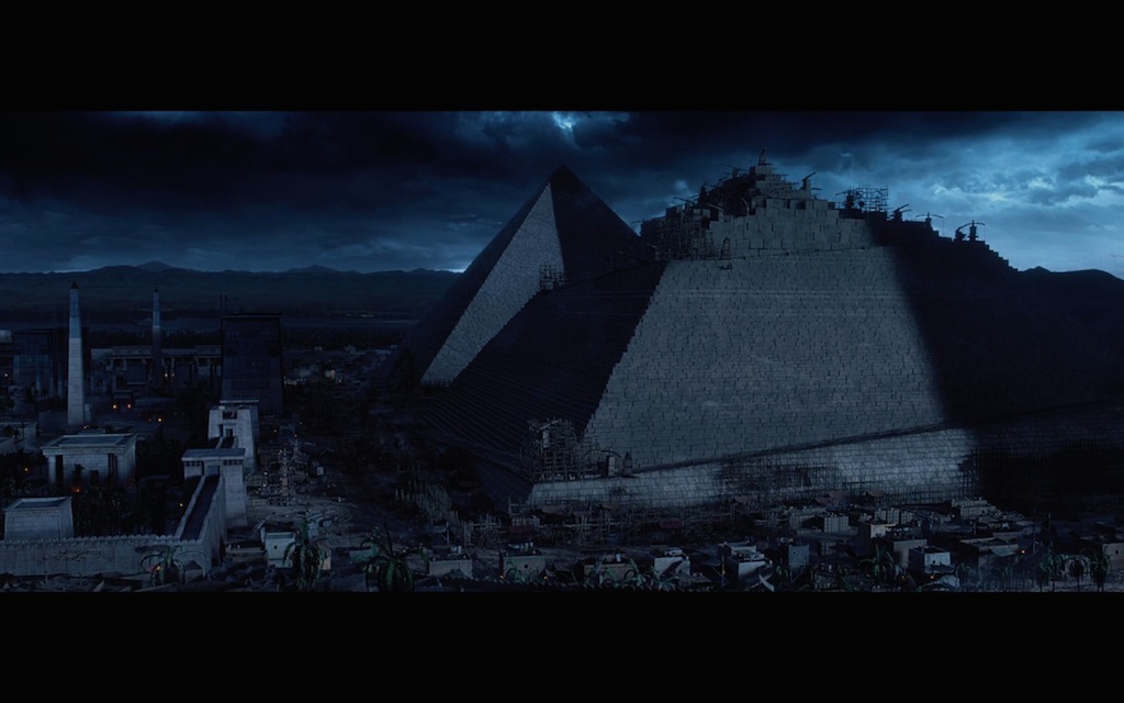 exodus-gods-and-king-movie-screenshot-pyramids