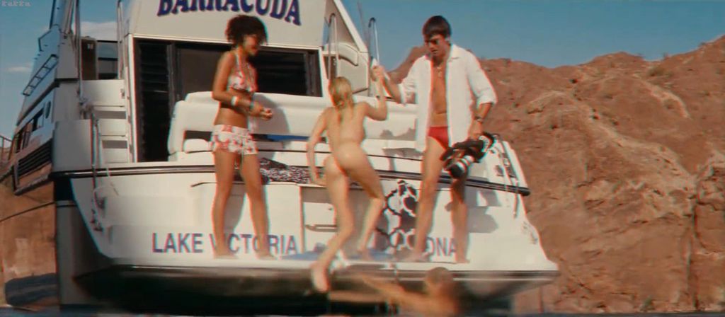 pp-Piranha3D2010-KellyBrook-RileySteele-1080p-3DAnaglyphavisnapshot050920131129131644