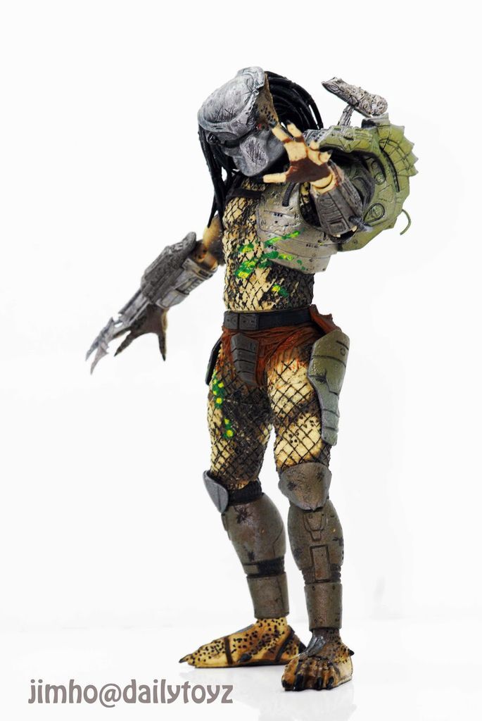 Neca Battle damaged Predator 2