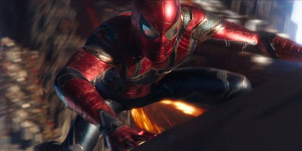 Avengers-Infinity-War-Spider-Man-Iron-Spider(和漫畫一樣有縮起來)