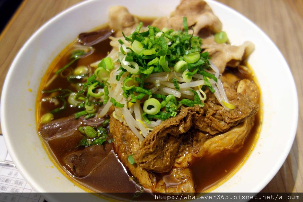 食 | 台北國父紀念館 麻膳堂 MAZENDO  麵 餃子 炒飯 推荐麻辣豬肉麵