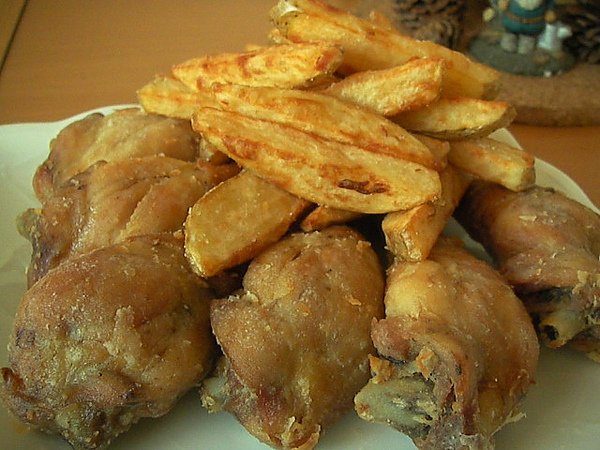 990826香酥雞腿+薯條SANY0200 (3).JPG 990826香酥雞腿+薯條SANY0200 (3).JPG