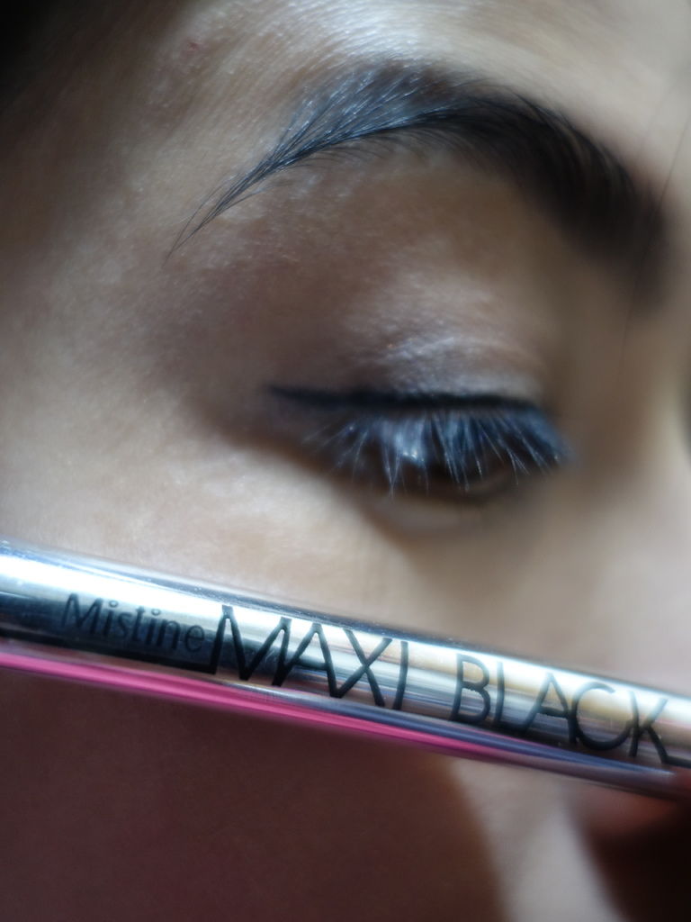 MAX Black
