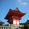 是京都最古老的寺院