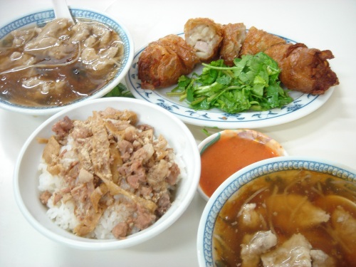 《羅東肉羹番》全餐