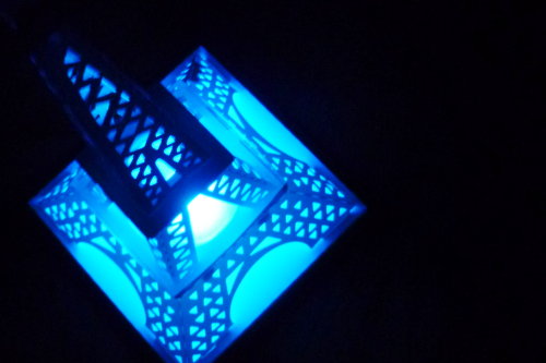 Feb. 20｜巴黎鐵塔。這個角度